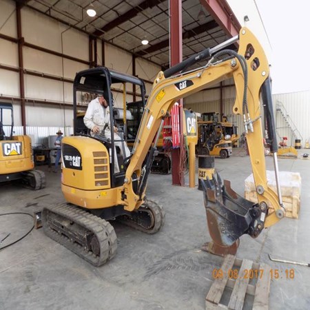 2012 Caterpillar 302.7D CR Used Mini Crawler Excavator for Sale