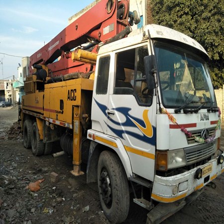 Used Putzmeister M 36-4 Boom Placer Concrete Pump for Sale