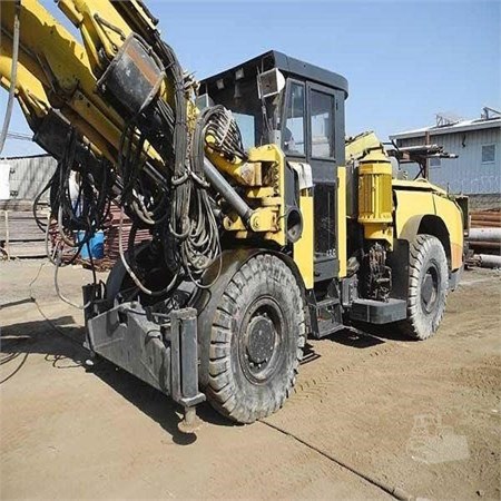 Used ATLAS COPCO- ROCKET BOOMER L2C- A040- Drilling Rig for sale