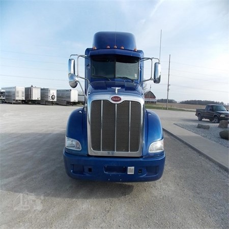 Used PETERBILT 386 Heavy Duty Trucks for Sale