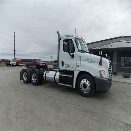Used CASCADIA 125 Heavy Duty Trucks – FREIGHTLINER for Sale