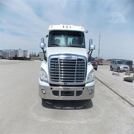 Used FREIGHTLINER CASCADIA 125 Heavy Duty Trucks for Sale