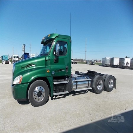Used Heavy Duty Trucks CASCADIA 125 – FREIGHTLINER for Sale