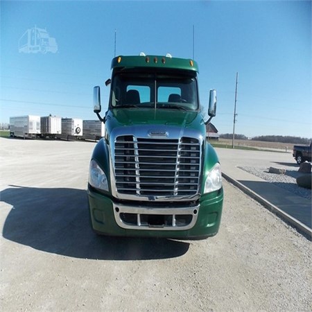 Used Heavy Duty Trucks CASCADIA 125 – FREIGHTLINER for Sale