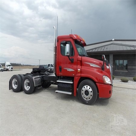 Used CASCADIA 125 Heavy Duty Trucks – FREIGHTLINER for Sale