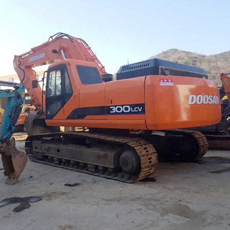USED DAEWOO EXCAVATOR SOLAR 300LCV YEAR:2003 (STOCK:FB3074) FOR SALE