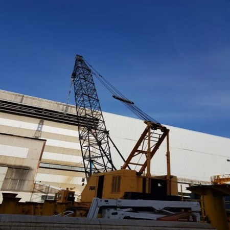 USED P&H CRAWLER CRANE 140 Ton For sale