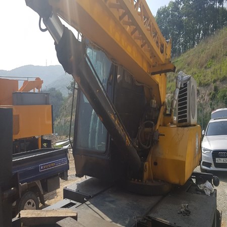 4.9 TON TADANO AT CRANE TS-75M-1 YEAR:1991(STOCK:FB3447)