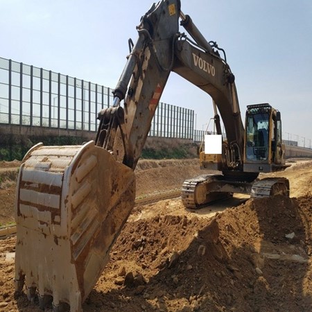 VOLVO CRAWLER EXCAVATOR EC360B YEAR:2006 (STOCK:FB3446)