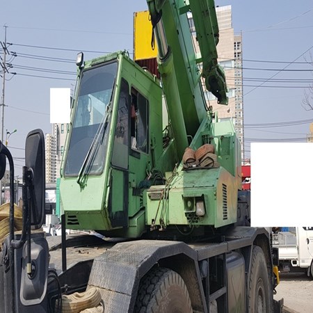 Used 25 TON TADANO TR250M-5 Rough Terrain Crane for Sale