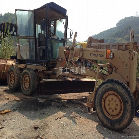 Used Komatsu GD405A-2 Motor Grader for Sale