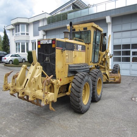 Used Caterpillar-140 H/II Grader for Sale