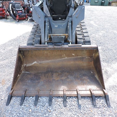 Used John Deere 323D Skid Steer Loader for Sale
