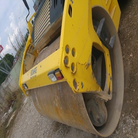 Used Bomag BW202AD-4 Asphalt Roller for sale