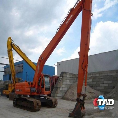 Doosan – DX225LC Used Long Reach Crawler Excavator for Sale