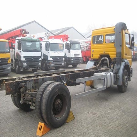 Used MERCEDES BENZ 4x2 TRUCK for sale