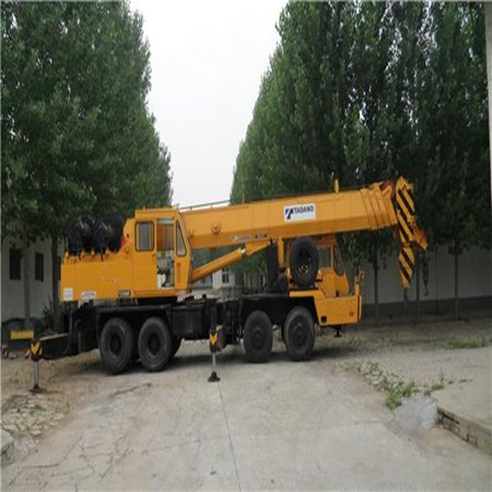 Truck crane 50ton