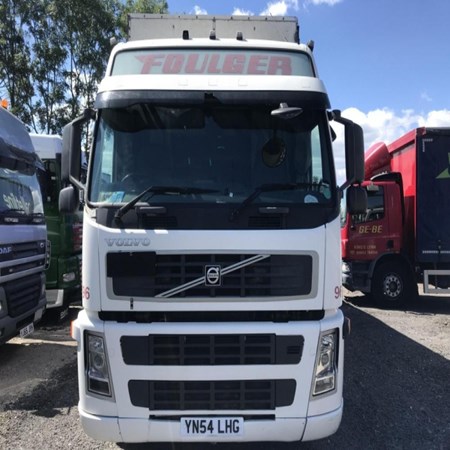 VOLVO – 2004 – FM9 300 New Truck for Sale