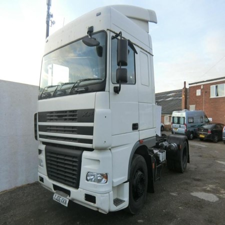 Used DAF XF95 430 Truck for Sale