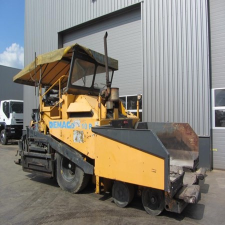 Used Demag DF110P Asphalt Machine for Sale