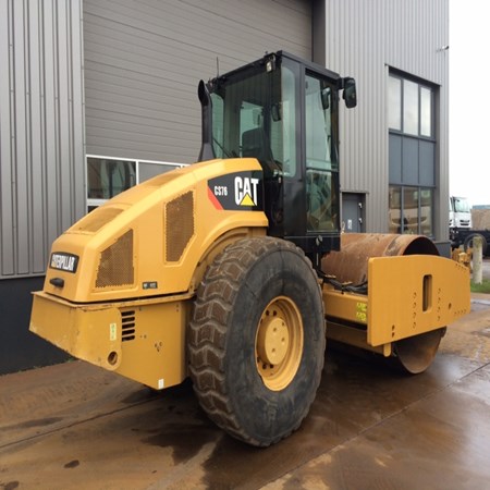 Used Caterpillar- CP533E Roller for Sale