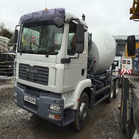 MAN / LIEBHERR 6/7m3 Year 2009 - Used Standard Transit Concrete Mixer in Good condition for Sale