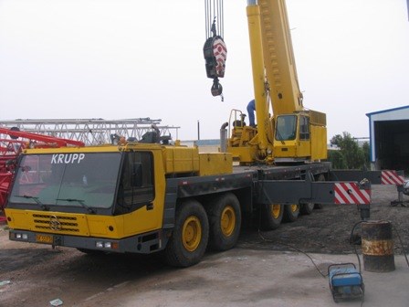 KRUPP ALL TERRAIN CRANE