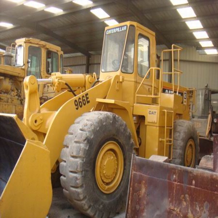 CAT 966E wheel loader