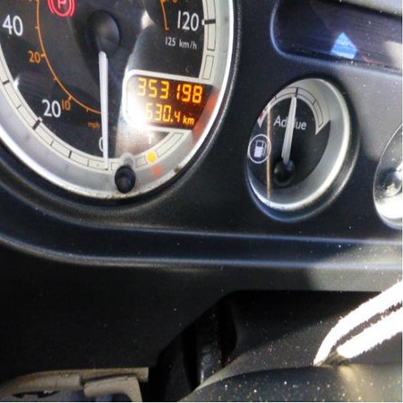 Good Working Condition Used Box Van Truck , kilometres - 353198, Year  - 2012 for sale at Best Price