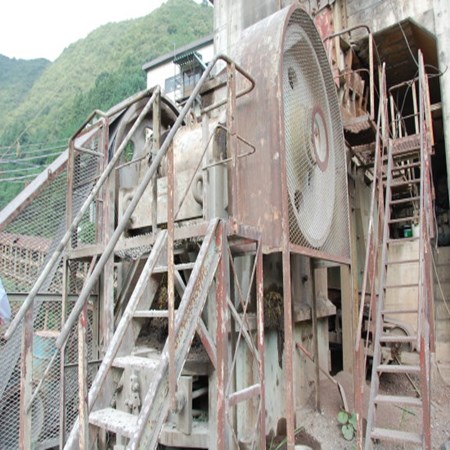 Used Kobe Allis-Chalmers 42-54 Single Toggle Jaw Crusher