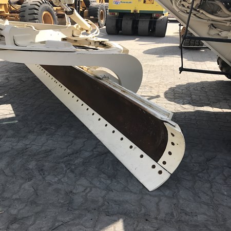 Year 1986 – 200 HP Caterpillar 14G Used Motor Grader for Sale