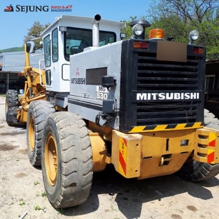 Used MITSUBISHI MG530 Motor Grader for sale