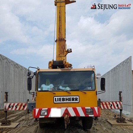 Used LIEBHERR LTM1120 All terrain Mobile crane for Sale