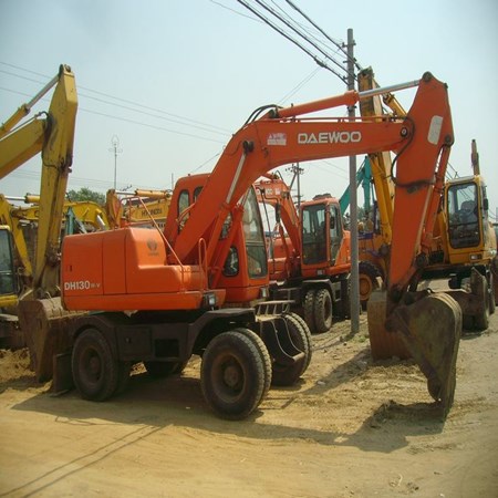 USED DAEWOO DH130W-V WHEEL EXCAVATOR
