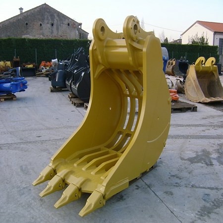 Excavator Buckets (EXB) for Sale