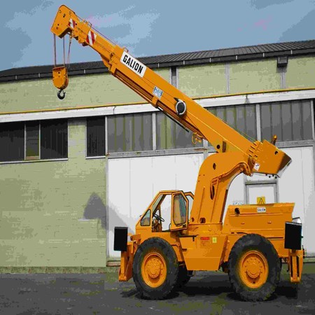 Used GALION model. 150A - Capacity 15 ton
